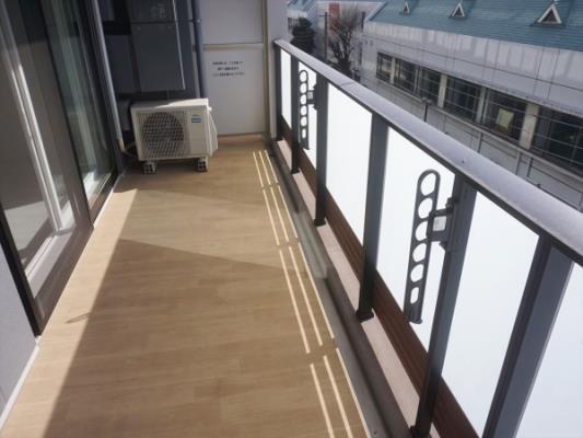 ﾊﾞﾙｺﾆｰ(ﾃﾗｽ)