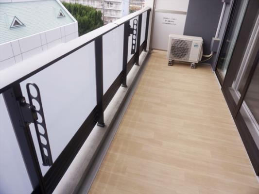 ﾊﾞﾙｺﾆｰ(ﾃﾗｽ)